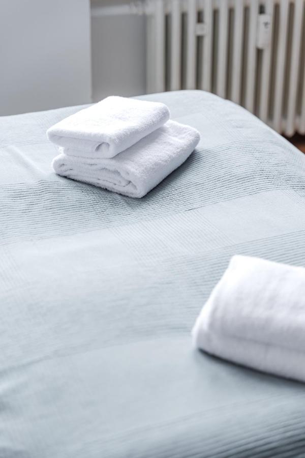 Flats 4 You, Moderne City Wohnung Naehe Hbf, Due-Messe 20 Min, Netflix, Kueche Duisburg Exteriör bild