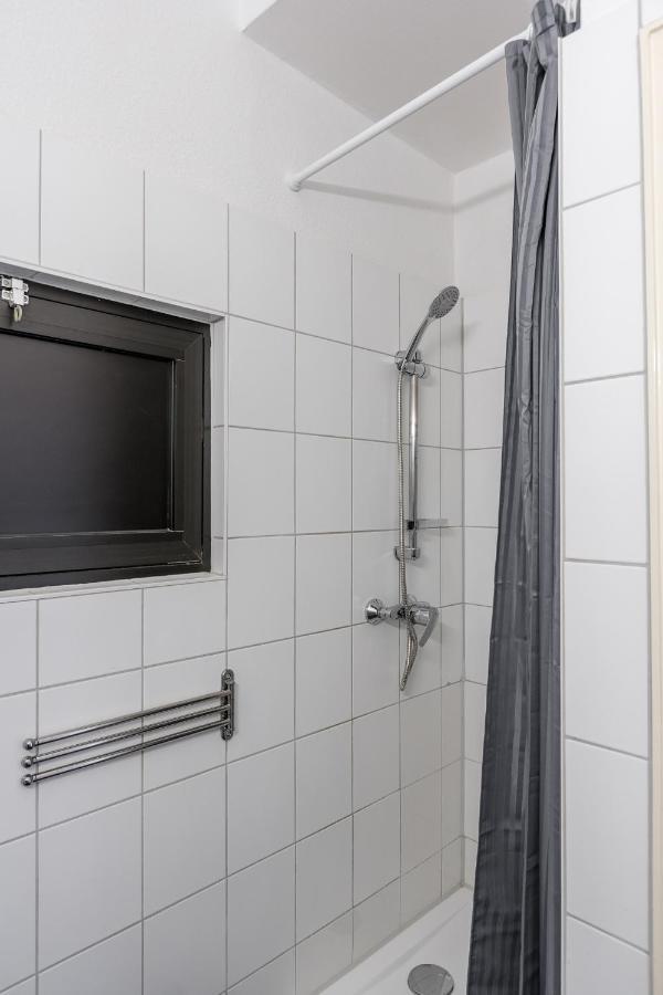 Flats 4 You, Moderne City Wohnung Naehe Hbf, Due-Messe 20 Min, Netflix, Kueche Duisburg Exteriör bild
