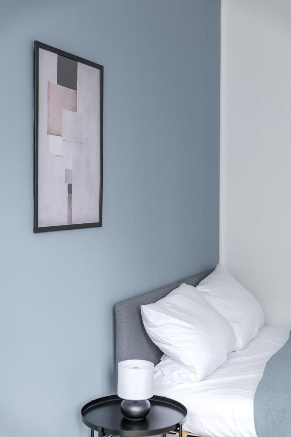 Flats 4 You, Moderne City Wohnung Naehe Hbf, Due-Messe 20 Min, Netflix, Kueche Duisburg Exteriör bild