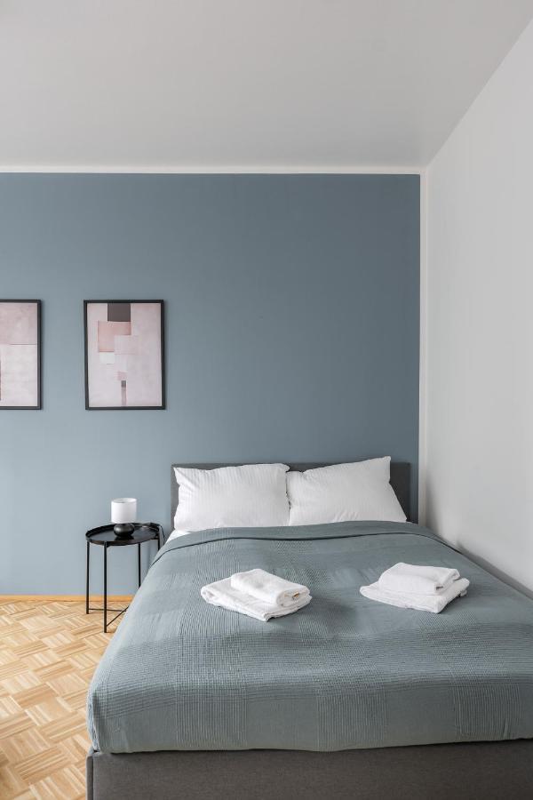 Flats 4 You, Moderne City Wohnung Naehe Hbf, Due-Messe 20 Min, Netflix, Kueche Duisburg Exteriör bild