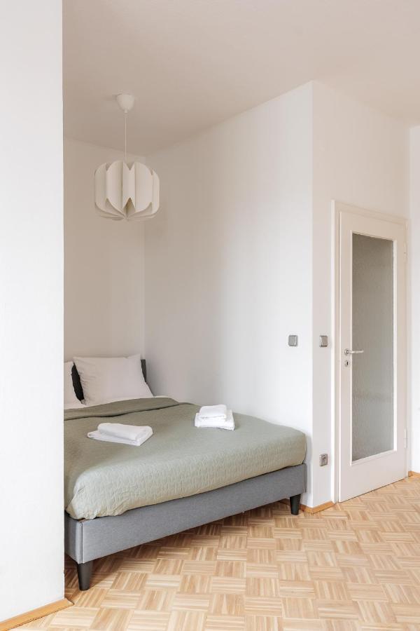 Flats 4 You, Moderne City Wohnung Naehe Hbf, Due-Messe 20 Min, Netflix, Kueche Duisburg Exteriör bild